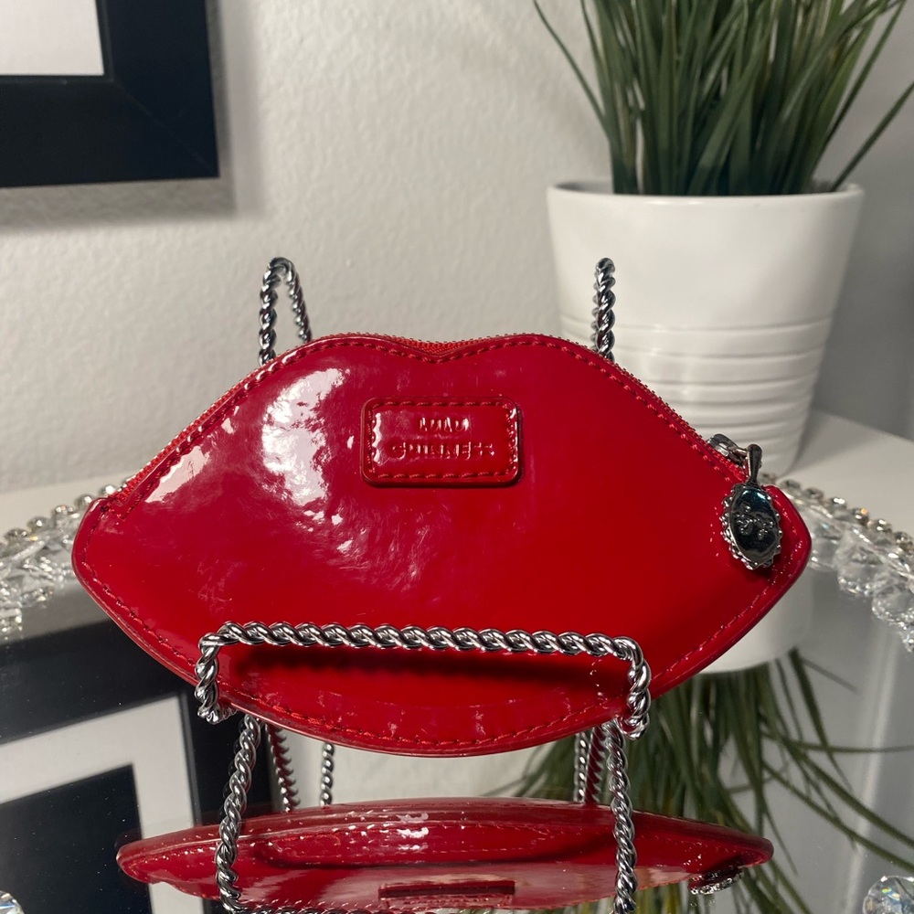 LULU GUINNESS Patent Leather Lips Zip Pouch